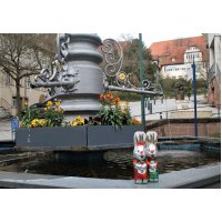 „Osterhasen in Weinsberg unterwegs für faire Produktion“