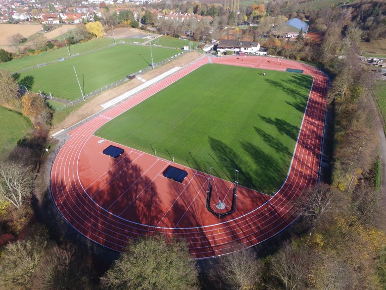 Luftaufnahme des Sportplatzes am Stämmlesbrunnen